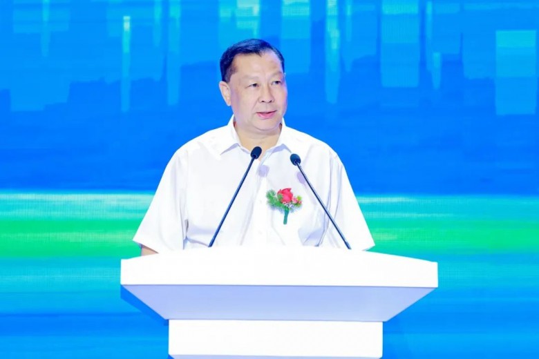 半岛体育不竭擦亮福田建装“金字招牌” 2023中国修建粉饰财产开展论坛举行(图1)