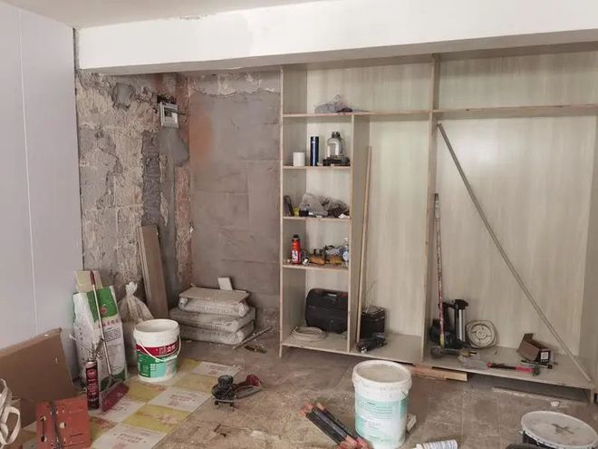 半岛APP广东一名孝敬女花3万元把车库改成住房装修睦给婆婆住但网友看后却“炸锅”(图12)