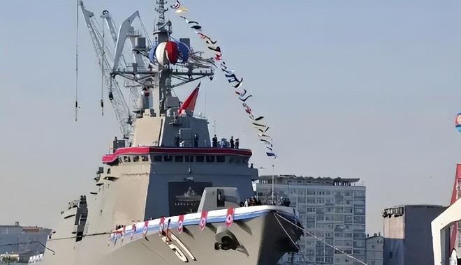 bandao终究扶正朝鲜新摈除舰挽救胜利价格繁重船头已切掉主炮报废(图3)